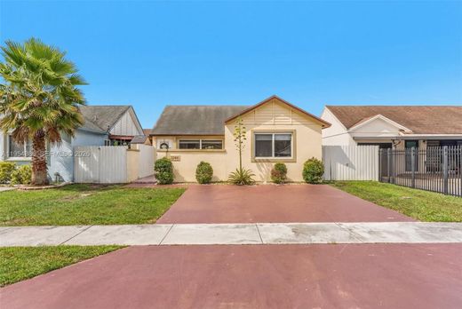 Villa - Miami Gardens, Miami-Dade County