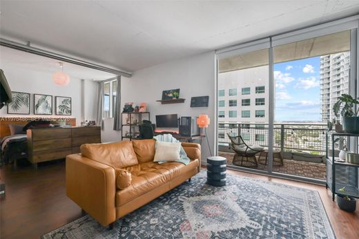 Residential complexes in Miami, Miami-Dade