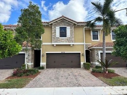 Townhouse in Parkland, Broward County
