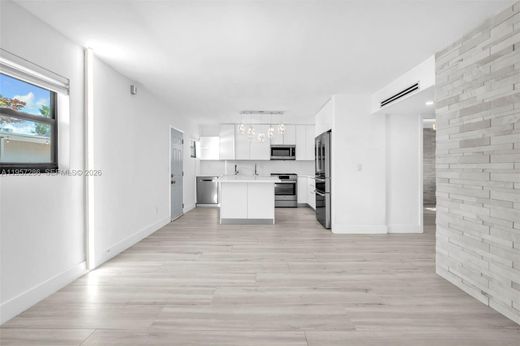 Residential complexes in Miami, Miami-Dade