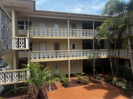 Complexes résidentiels à Hollywood, Comté de Broward
