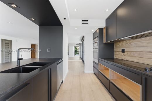 Residential complexes in Miami, Miami-Dade