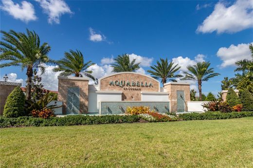 Villa in Hialeah, Miami-Dade