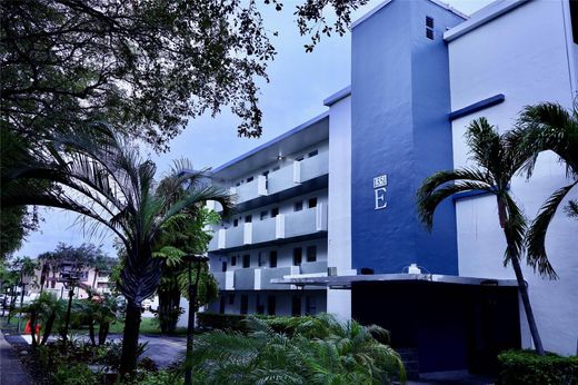 Complesso residenziale a Miami, Miami-Dade County