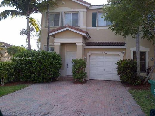 Stadthaus in Doral, Miami-Dade County