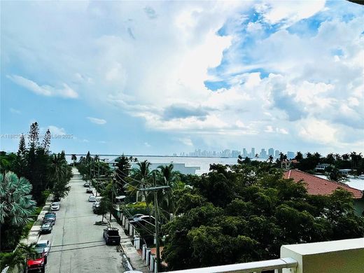 Komplex apartman North Bay Village, Miami-Dade County