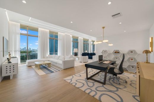 Edificio en Coconut Grove, Miami-Dade County