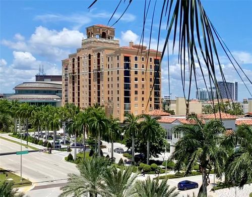 Residential complexes in West Palm Beach, Palm Beach