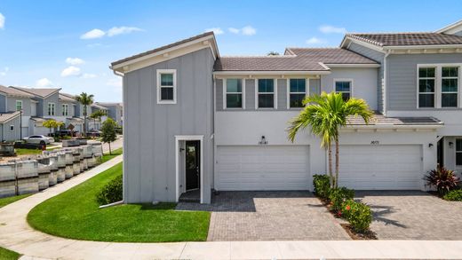 Townhouse in Westlake, Hillsborough County