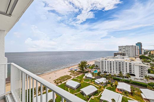 Residential complexes in Pompano Beach, Broward County