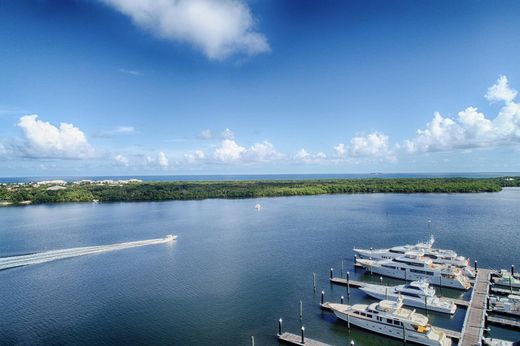 Residential complexes in North Palm Beach, Palm Beach