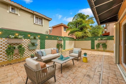 Townhouse in Miami, Miami-Dade