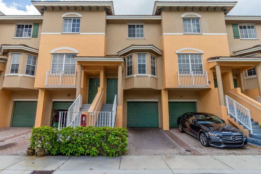 Таунхаус, Boynton Beach, Palm Beach County