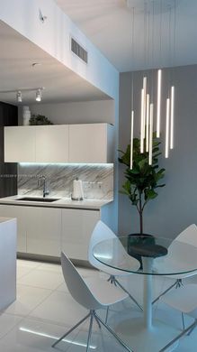 Komplex apartman Miami, Miami-Dade County