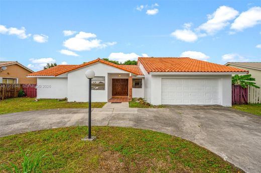 Villa in Miami Terrace Mobile Home, Miami-Dade County