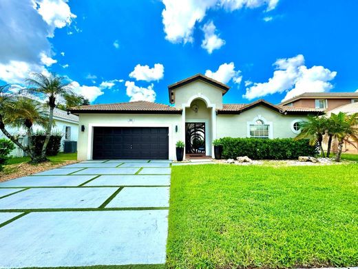 Villa in Pembroke Pines, Broward County