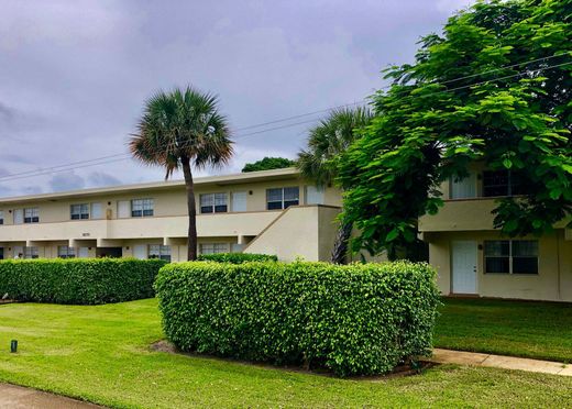Wohnkomplexe in Boca Raton, Palm Beach County