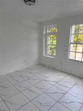 مجمع شقق ﻓﻲ Hollywood, Broward County