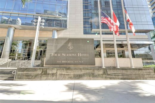 Residential complexes in Miami, Miami-Dade