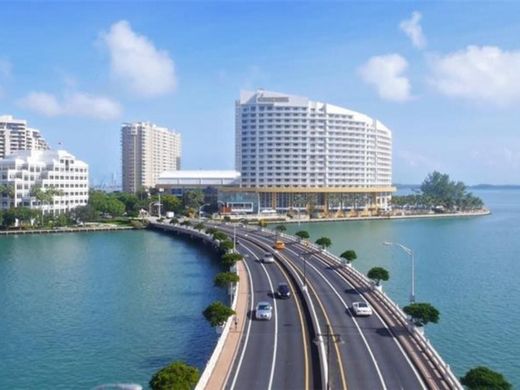 ‏בניין ב  מיאמי, Miami-Dade County