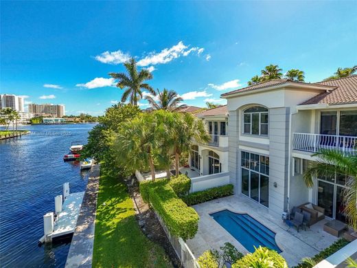 Dom miejski w Aventura, Miami-Dade County