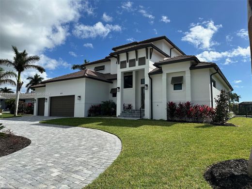 Villa - Marco Island, Collier County