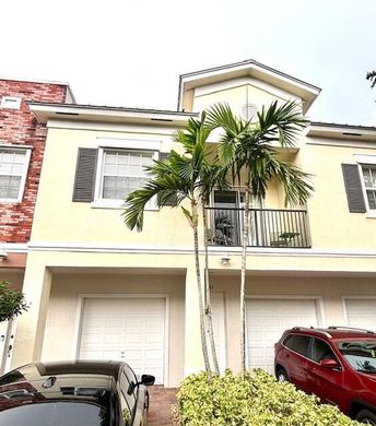 Residential complexes in Port Saint Lucie, Saint Lucie County