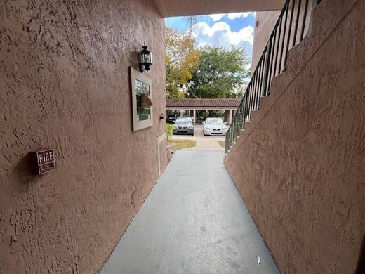 Wohnkomplexe in Miramar, Broward County