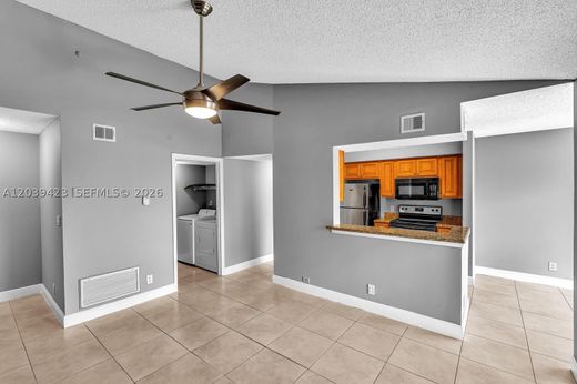 Residential complexes in Tamarac, Broward County