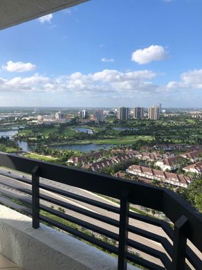 Residential complexes in Aventura, Miami-Dade