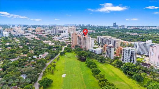 Residential complexes in Coral Gables, Miami-Dade