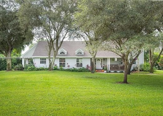 Villa in Southwest Ranches, Broward County