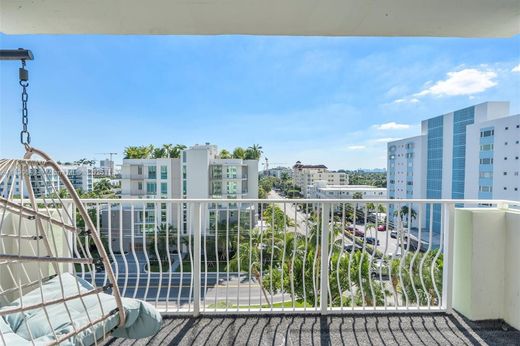 콘도미니엄 / Bay Harbor Islands, Miami-Dade County