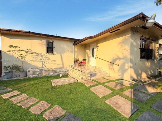 Villa in Miami, Miami-Dade