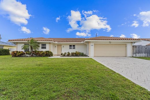 Villa in Palm Beach Shores, Palm Beach County