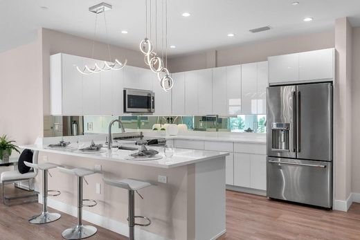 公寓楼  Stuart, Martin County