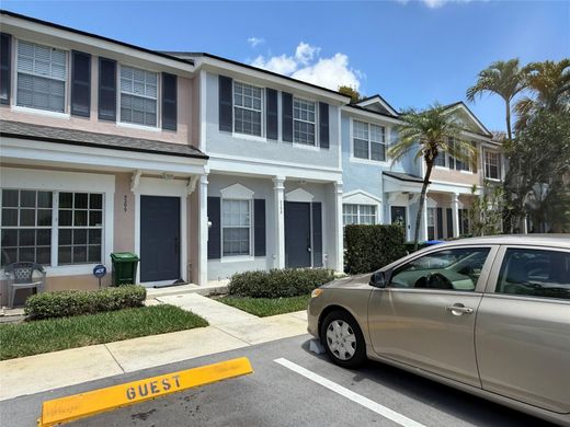Townhouse in Margate, Broward County