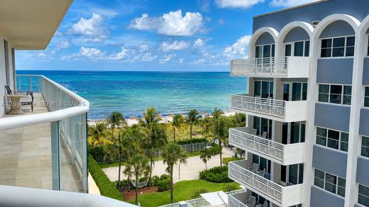 Komplex apartman Surfside, Miami-Dade County