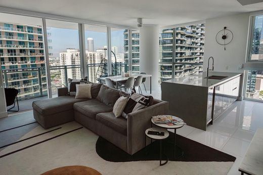Komplex apartman Miami, Miami-Dade County