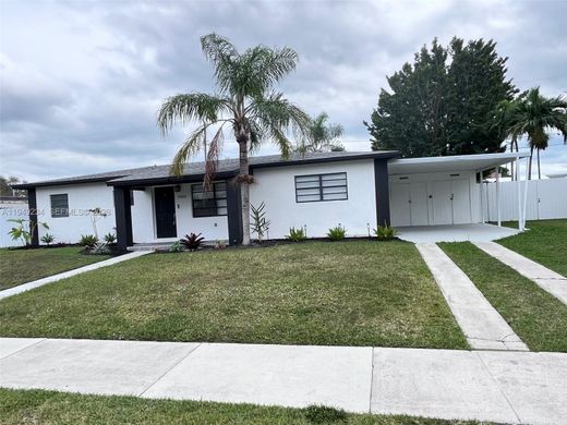 Villa en Cutler Bay, Miami-Dade County
