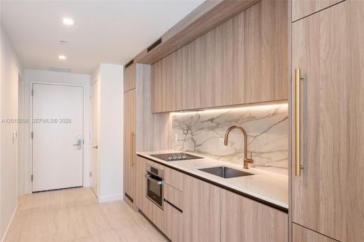 Residential complexes in Miami, Miami-Dade