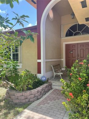 Villa en Hallandale Beach, Broward County