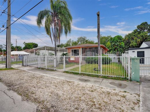 别墅  Miami Heights Trailer Park, Miami-Dade County