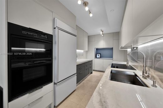 Complesso residenziale a Hallandale Beach, Broward County