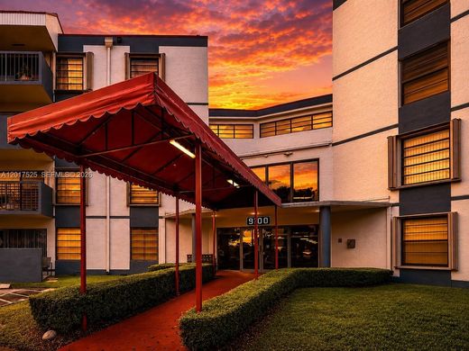Residential complexes in Miami, Miami-Dade