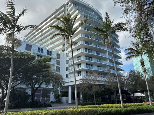 Komplex apartman Miami, Miami-Dade County