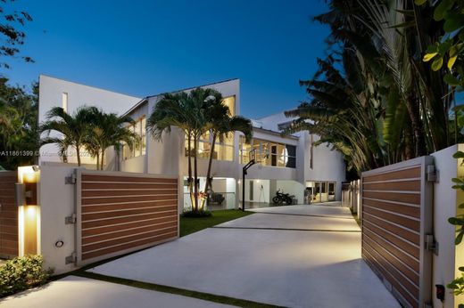 Βίλα σε Coral Gables, Miami-Dade County