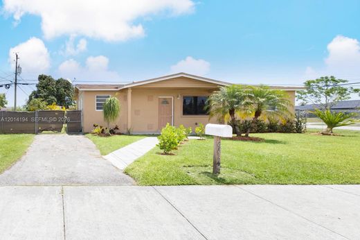 Villa in Miami, Miami-Dade County