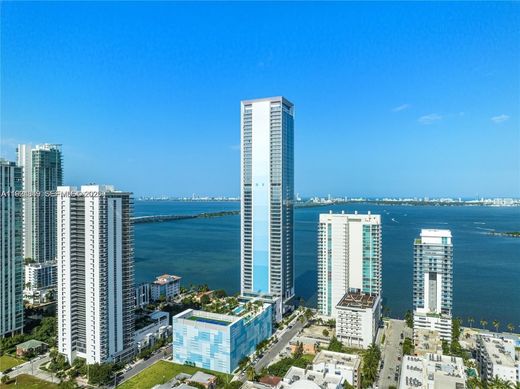 Komplex apartman Miami, Miami-Dade County