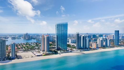 Kamienica w Sunny Isles Beach, Miami-Dade County